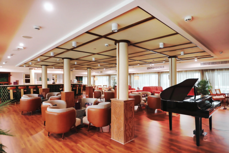 Main Lounge