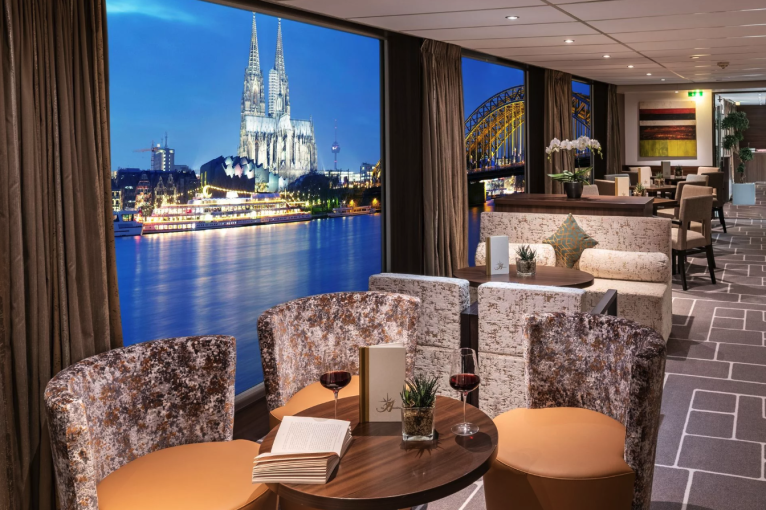 Panorama Bar and Lounge